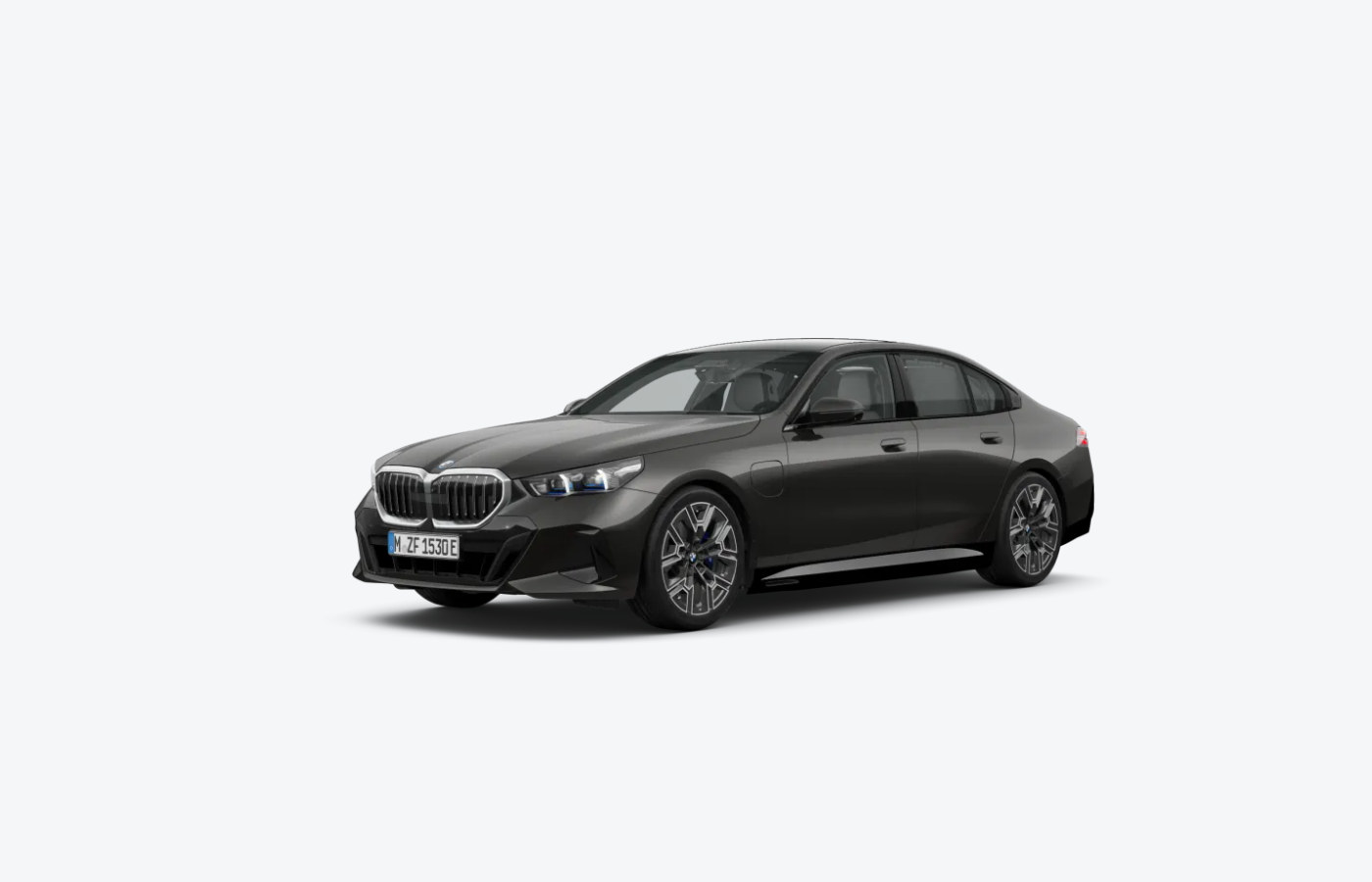 BMW 5시리즈 전면부가 보이는 대표 이미지
