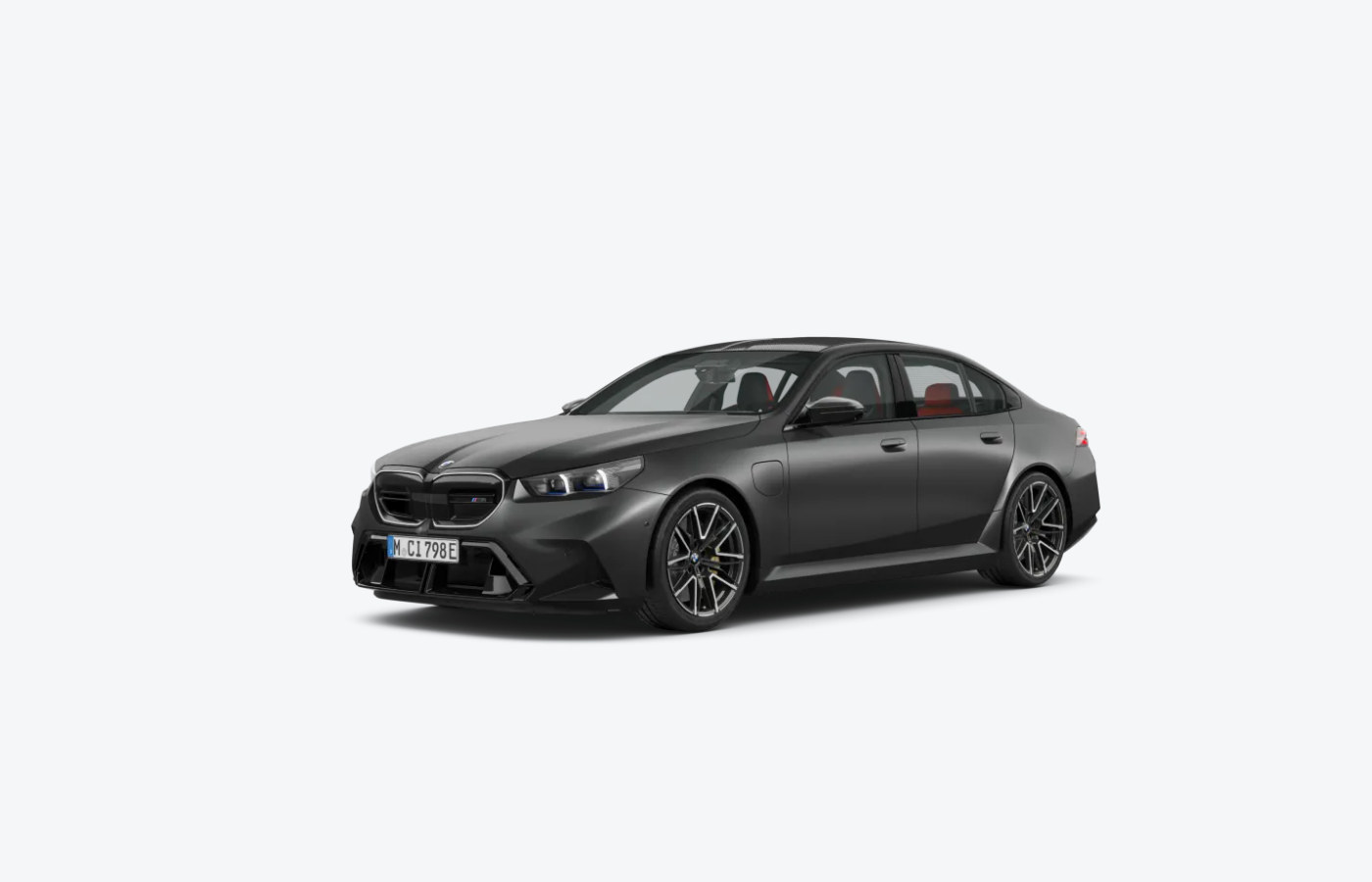 BMW M5 전면부가 보이는 대표 이미지